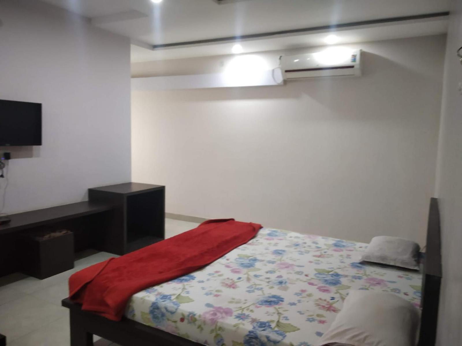 Hotel Indraprasth Balangir Esterno foto